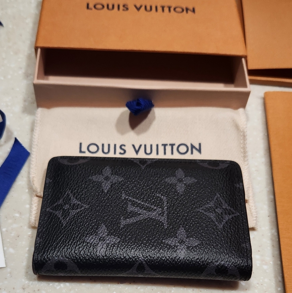 Louis Vuitton Men's Card Organizer